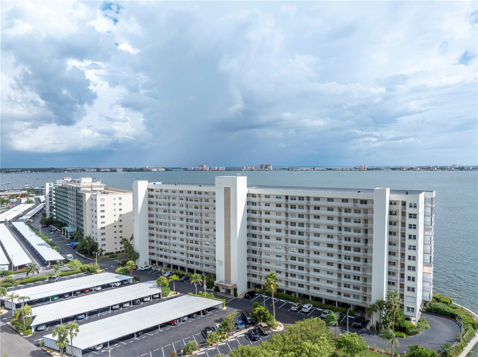 6060 SHORE BLVD S #510