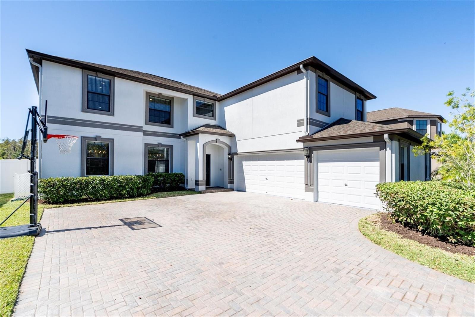 12135 CRESTRIDGE LOOP