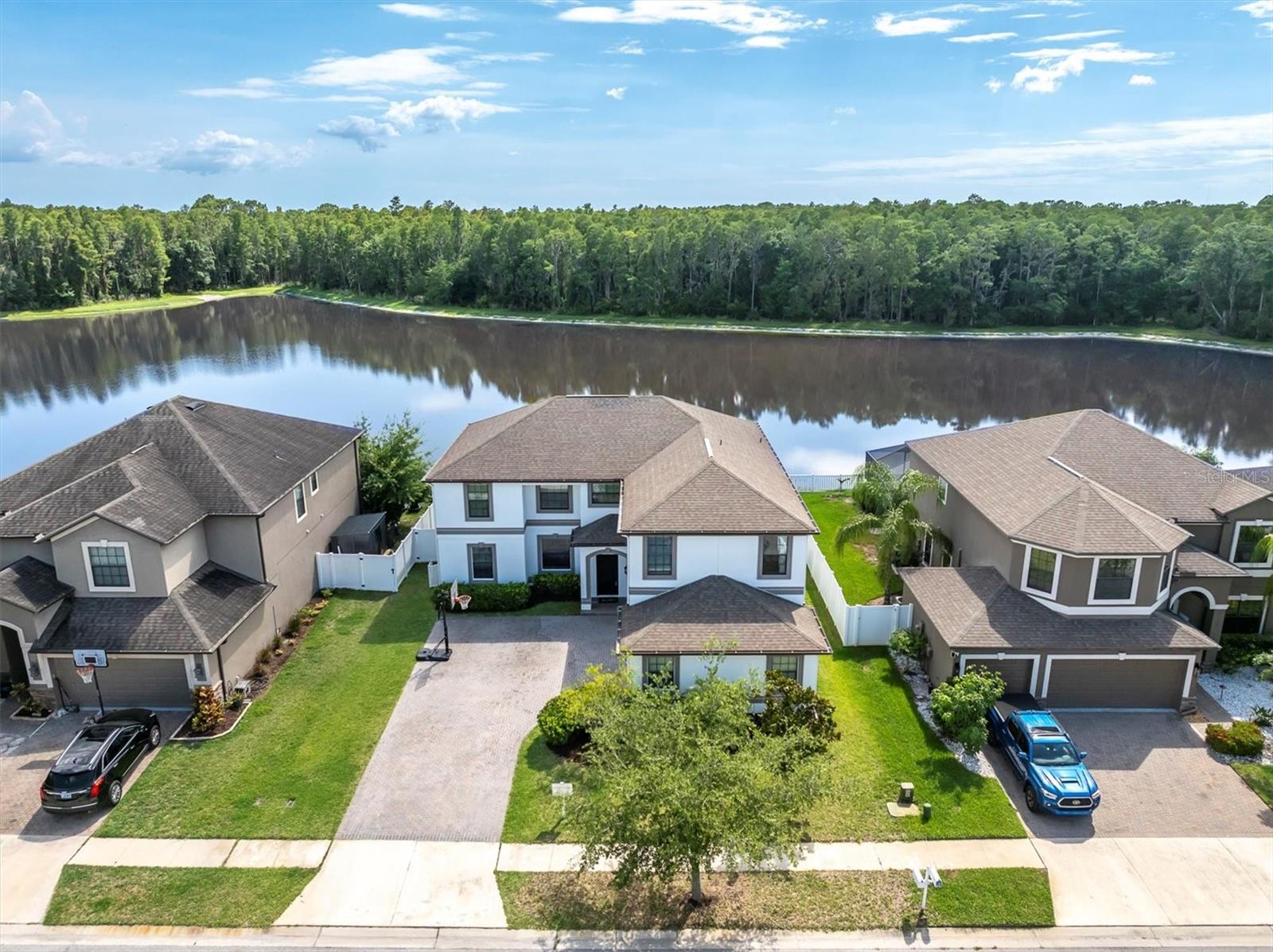 12135 CRESTRIDGE LOOP