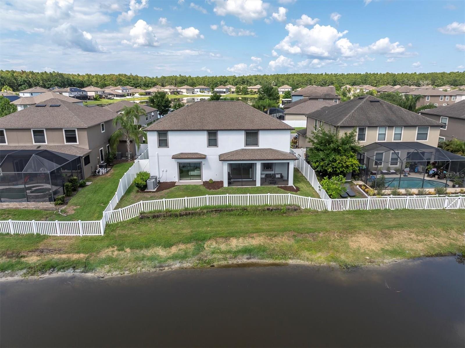 12135 CRESTRIDGE LOOP