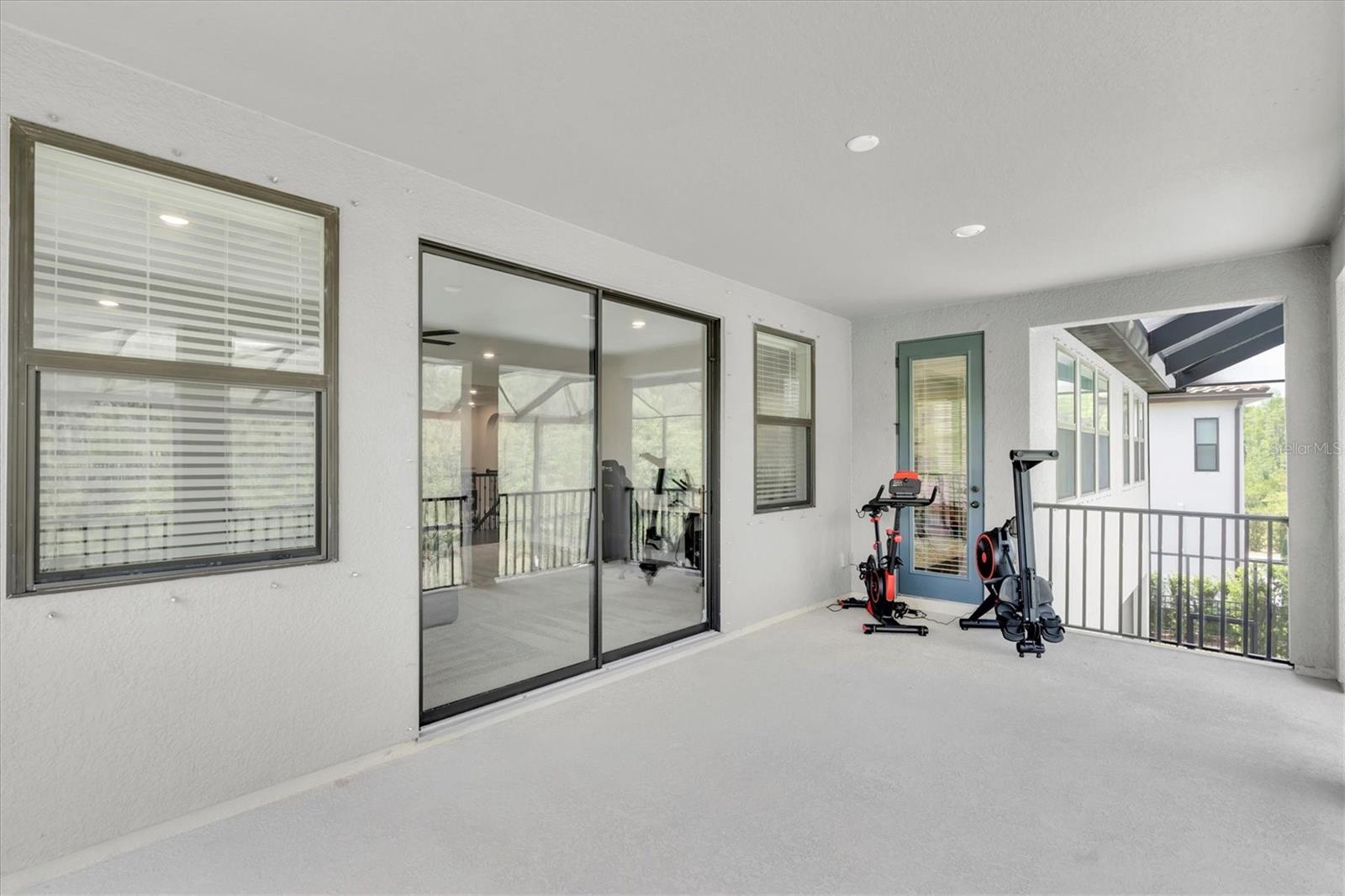 6120 MARSH TRAIL DR
