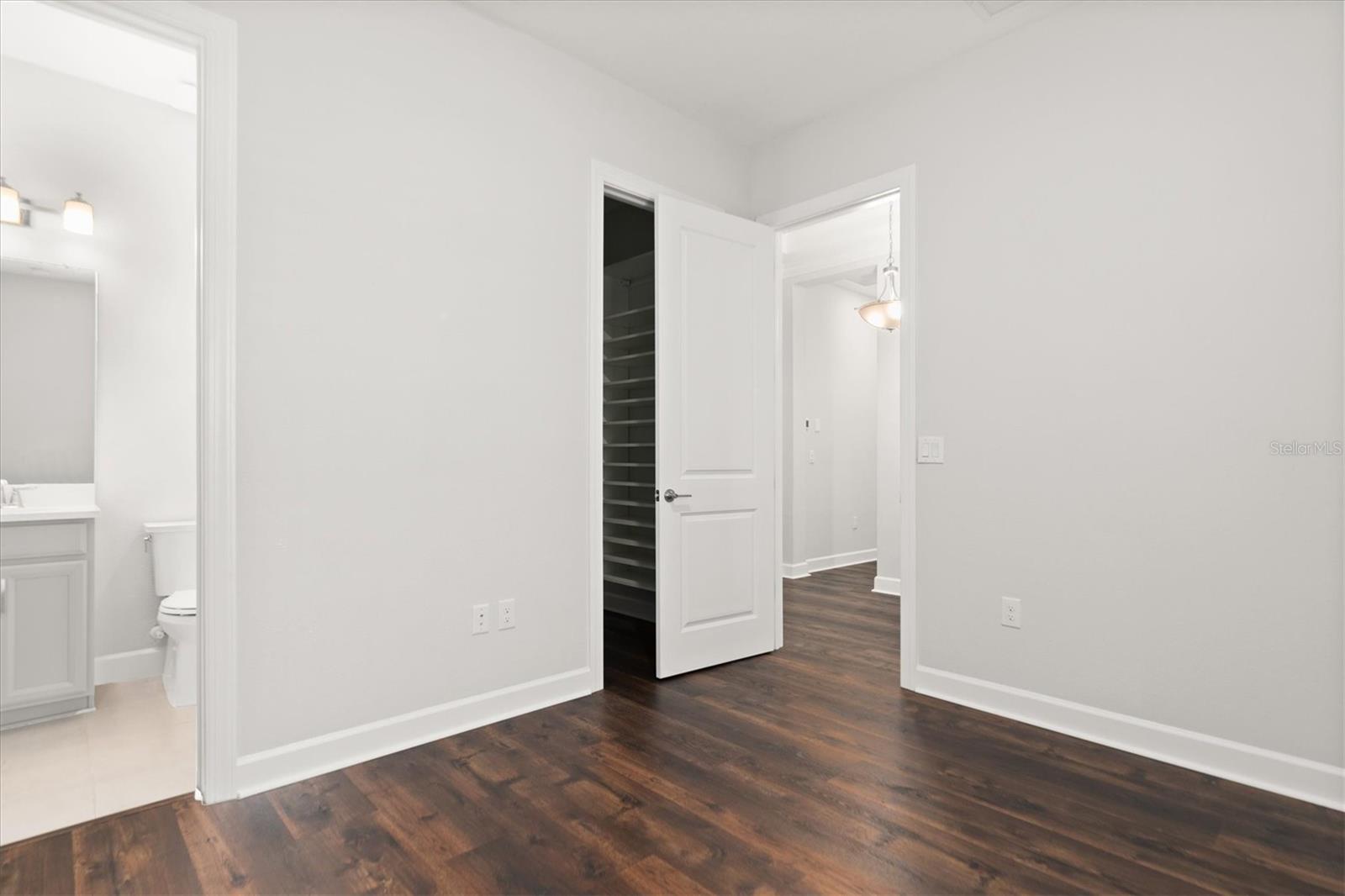 10693 CALLUNA DR