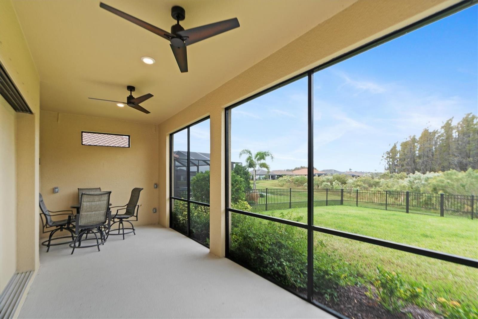 10693 CALLUNA DR