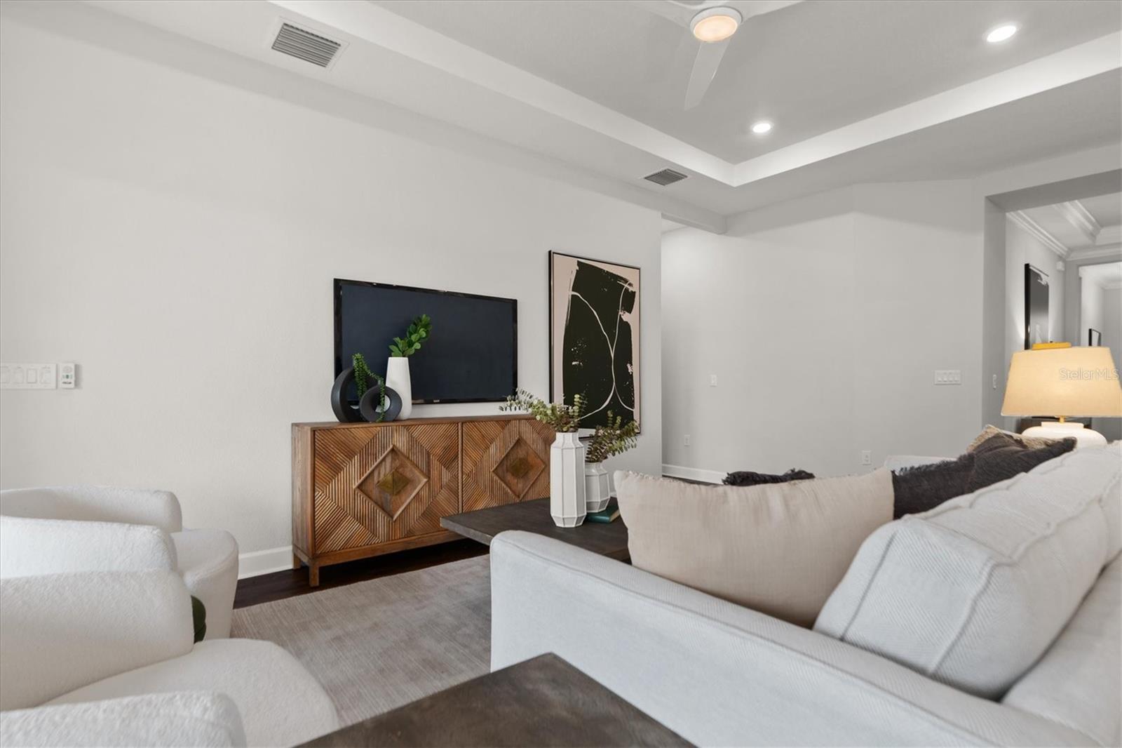 10693 CALLUNA DR
