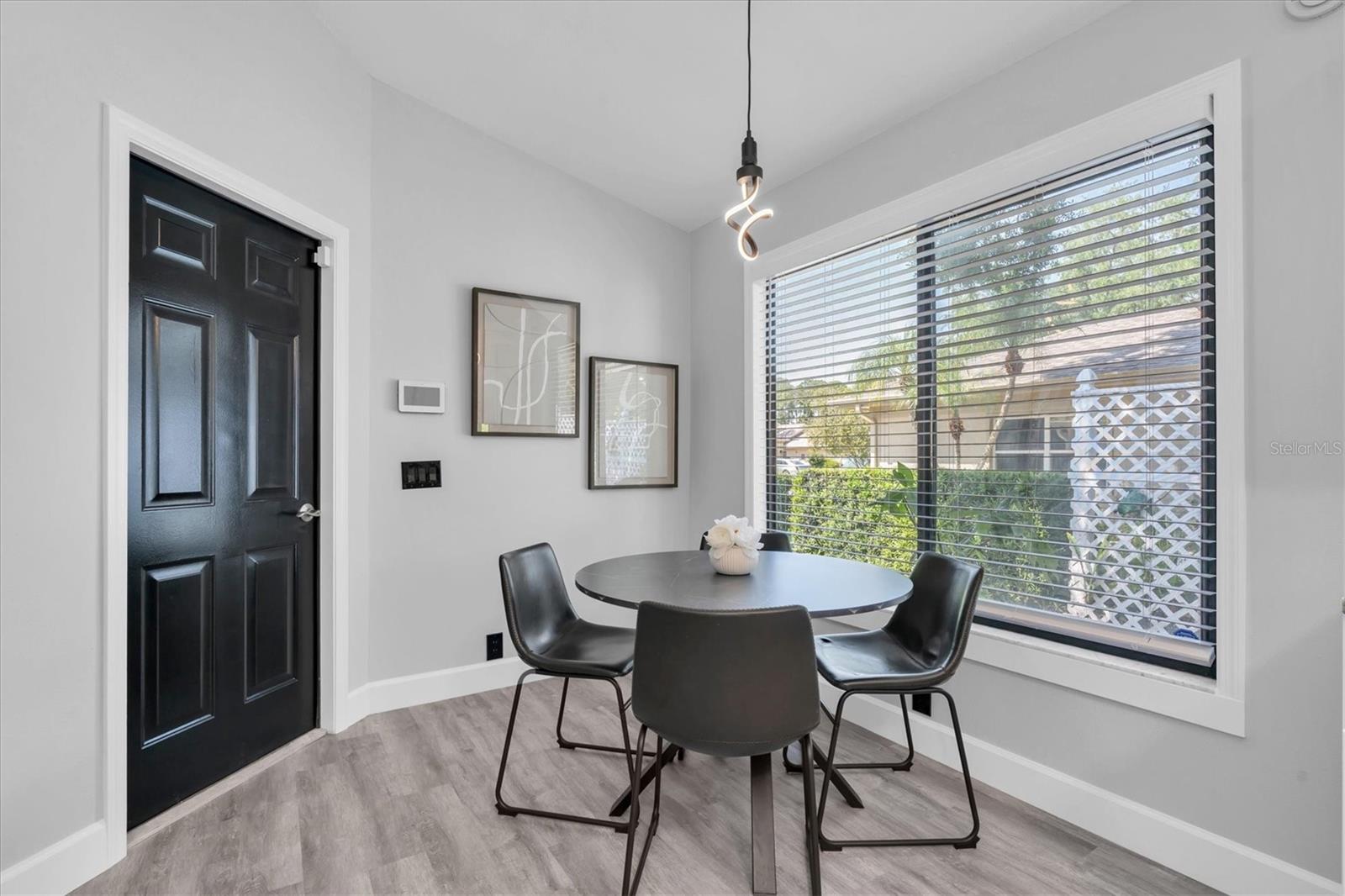 3047 BOLT DR