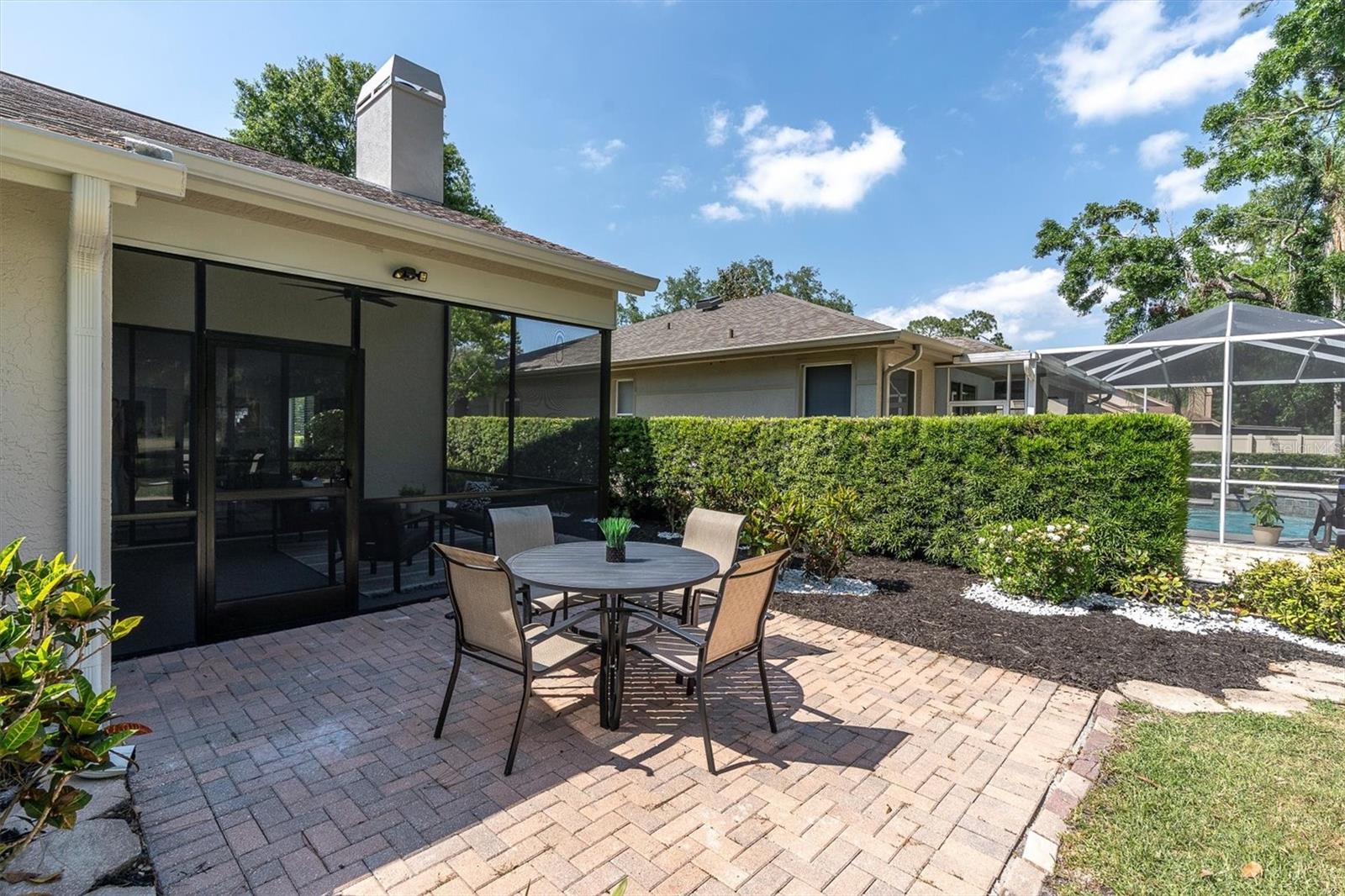 3047 BOLT DR