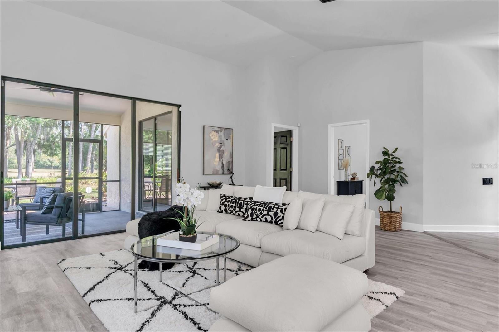 3047 BOLT DR