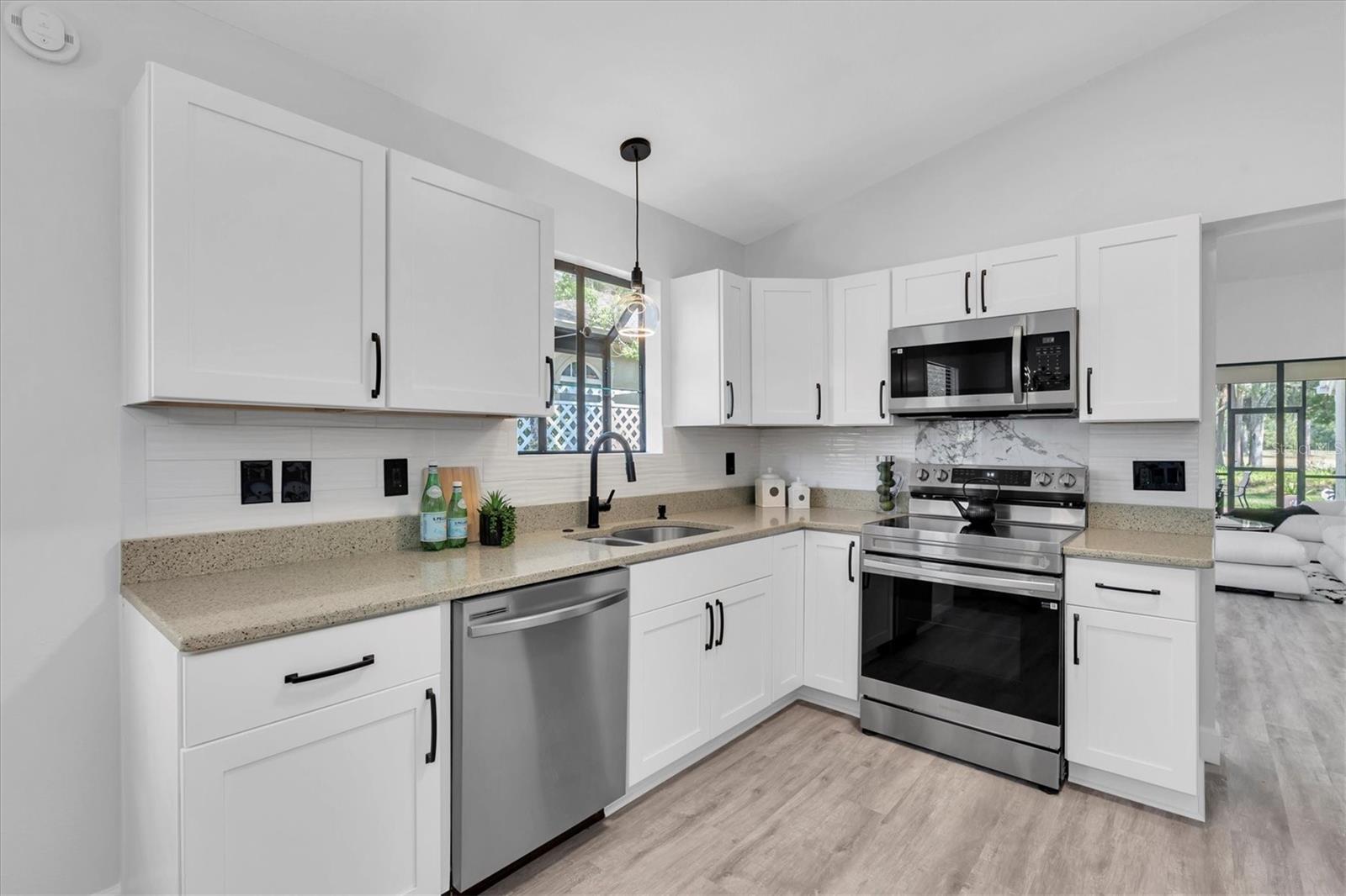 3047 BOLT DR