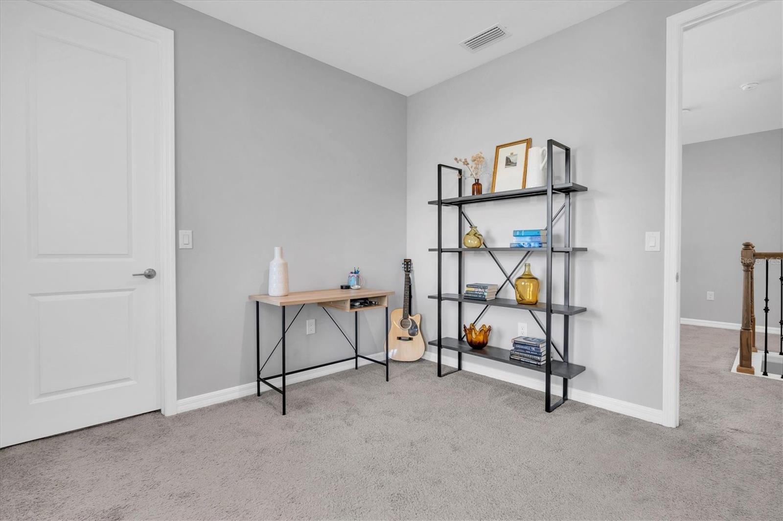 2815 DUDLEY AVE