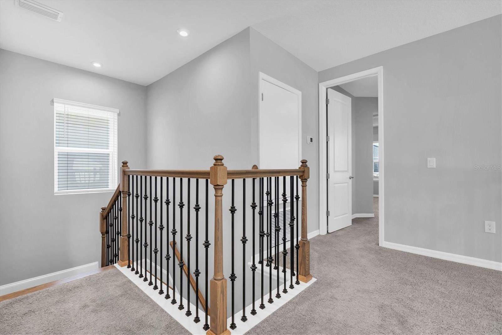 2815 DUDLEY AVE