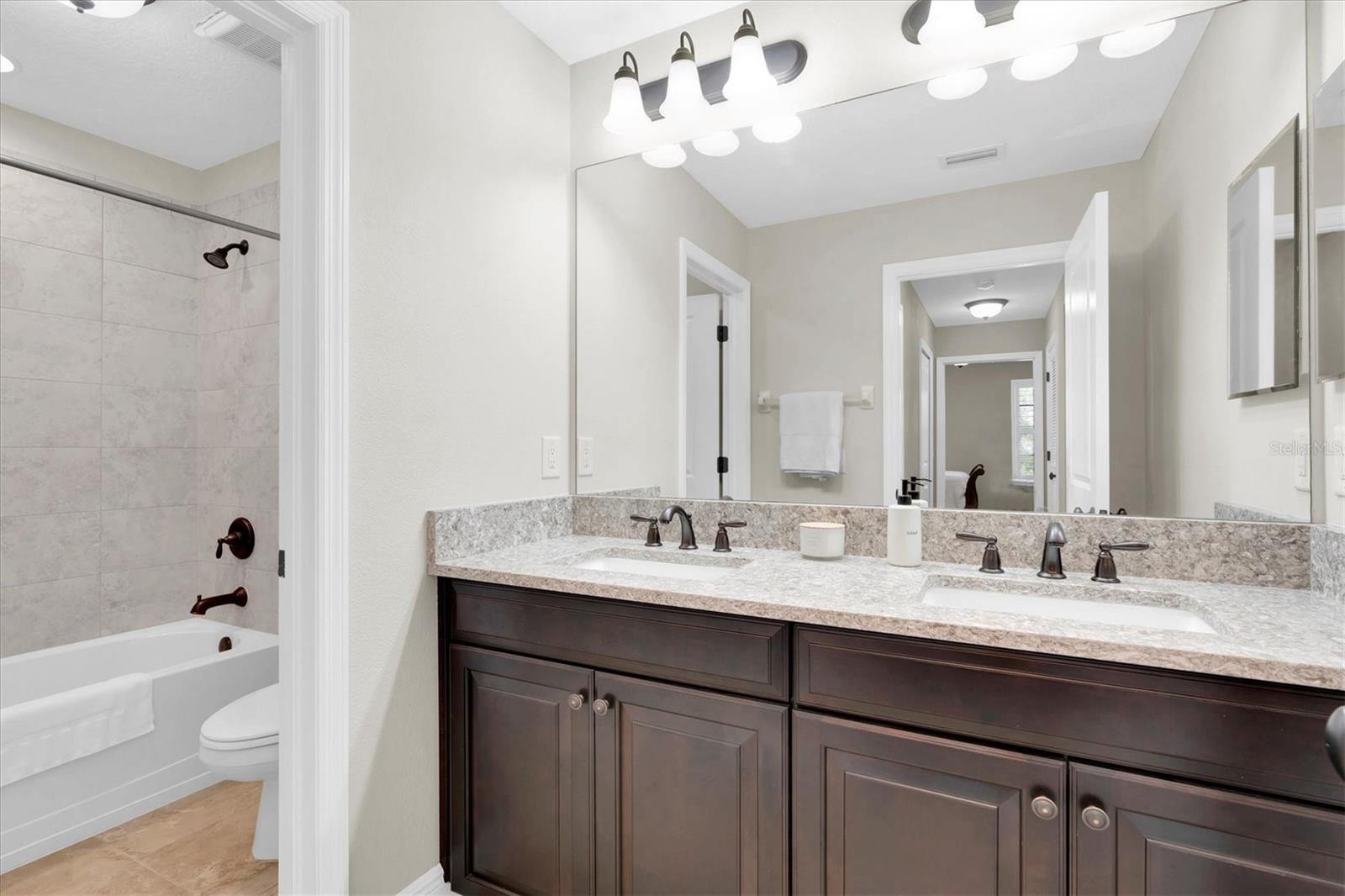 12420 RANGELAND BLVD