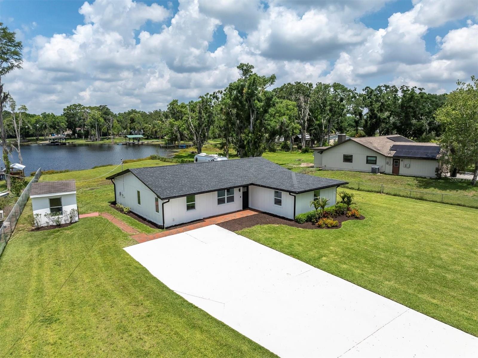 18102 SPENCER RD
