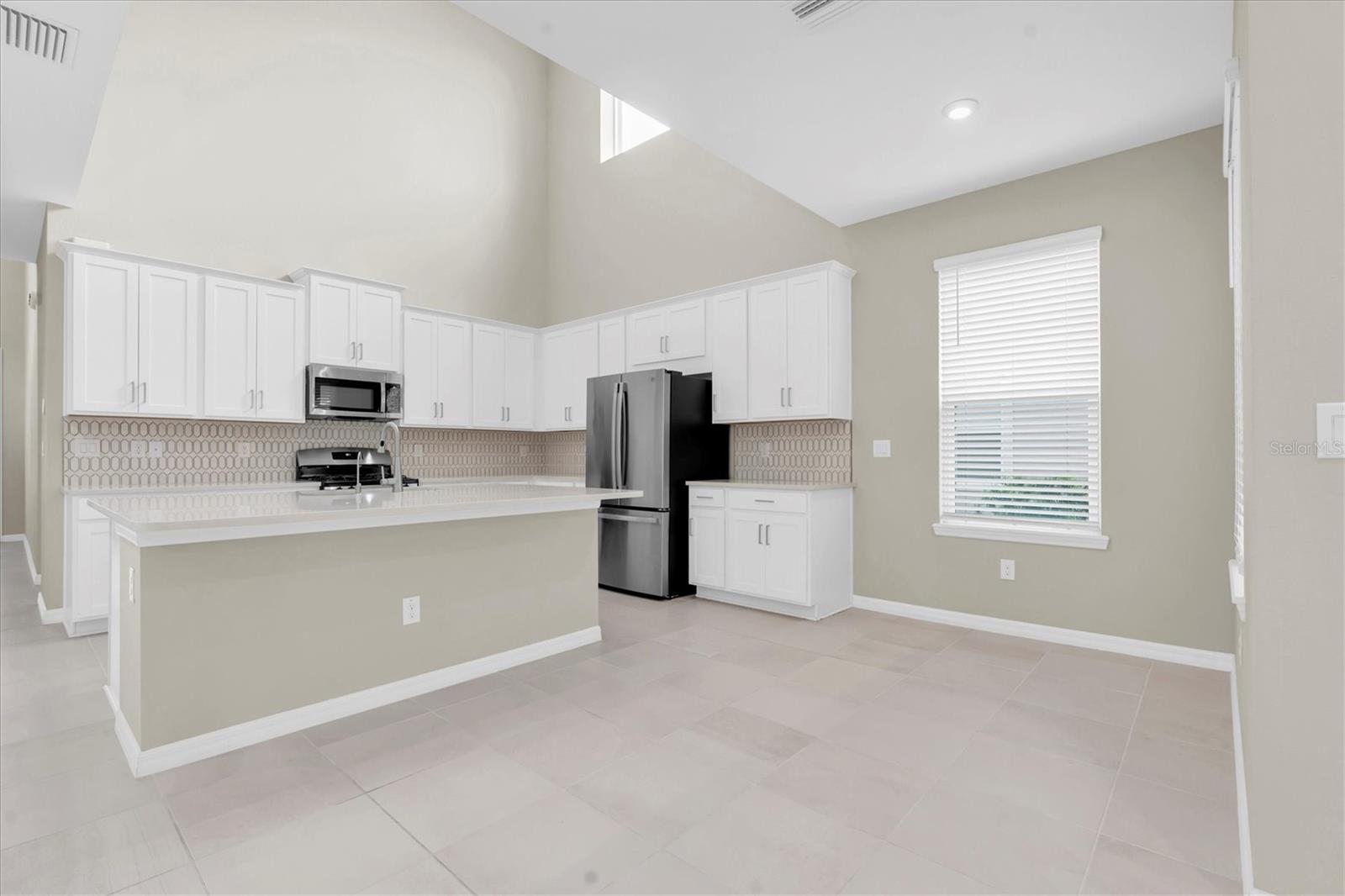 13771 RANGELAND BLVD