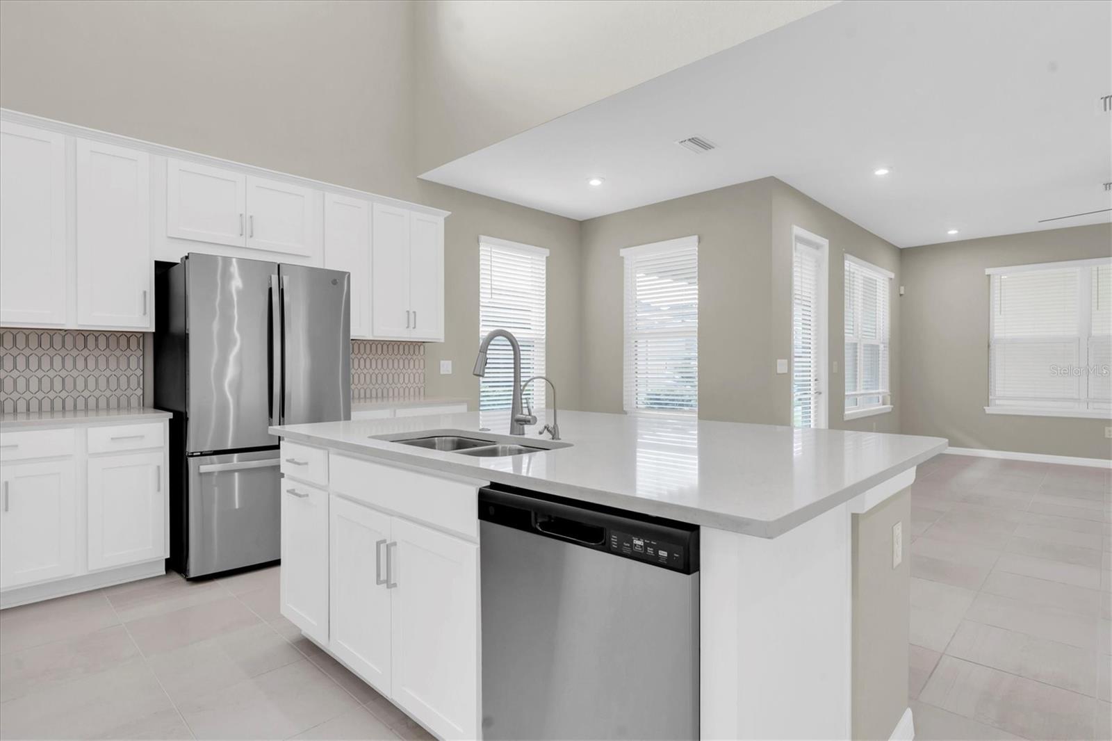 13771 RANGELAND BLVD