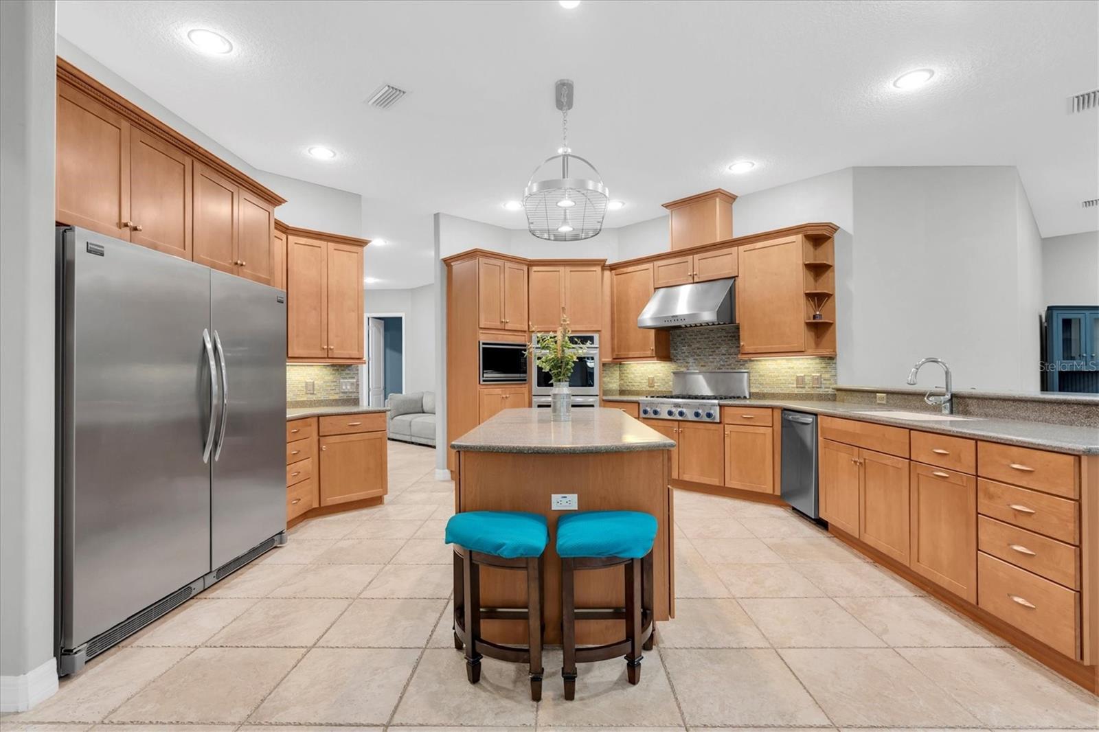 7908 LADY LAKE LN