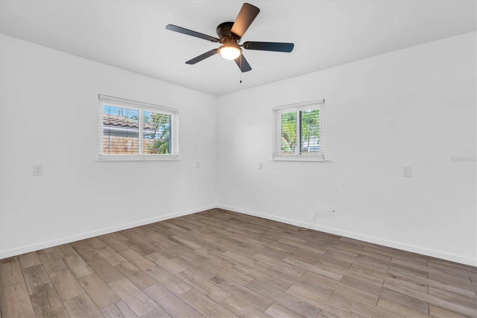 197 LIDO DR