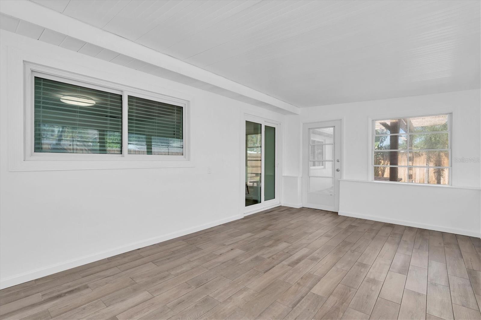 197 LIDO DR