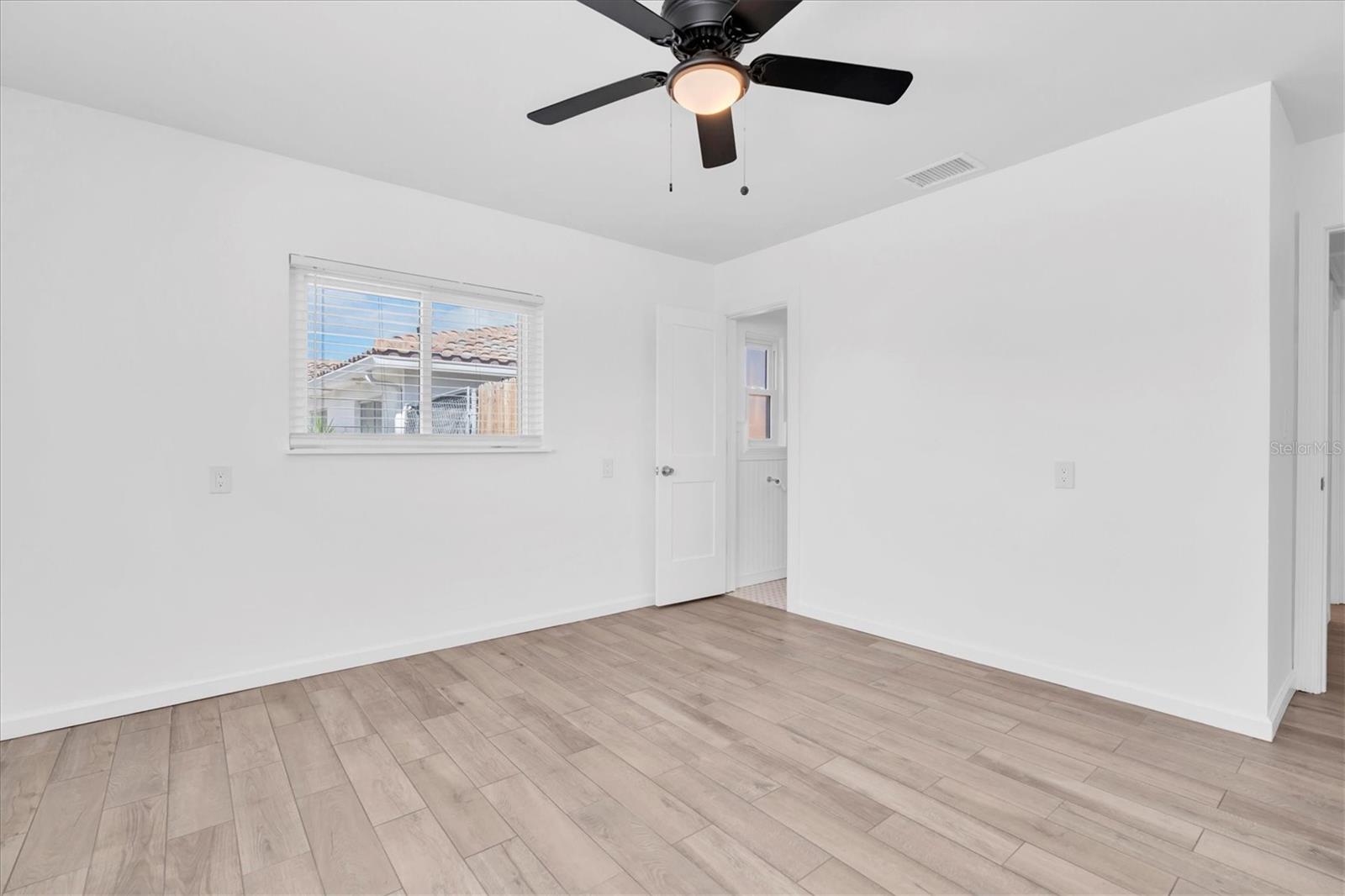 197 LIDO DR