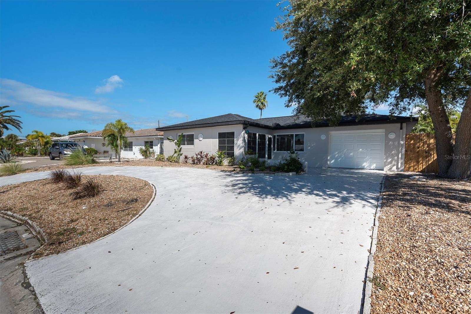 197 LIDO DR