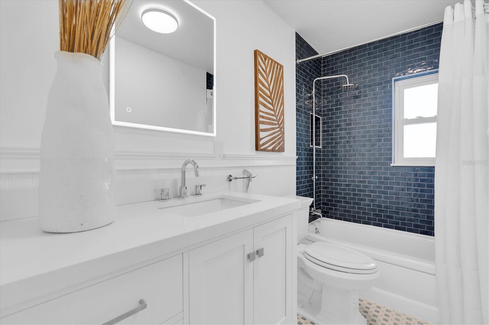 197 LIDO DR