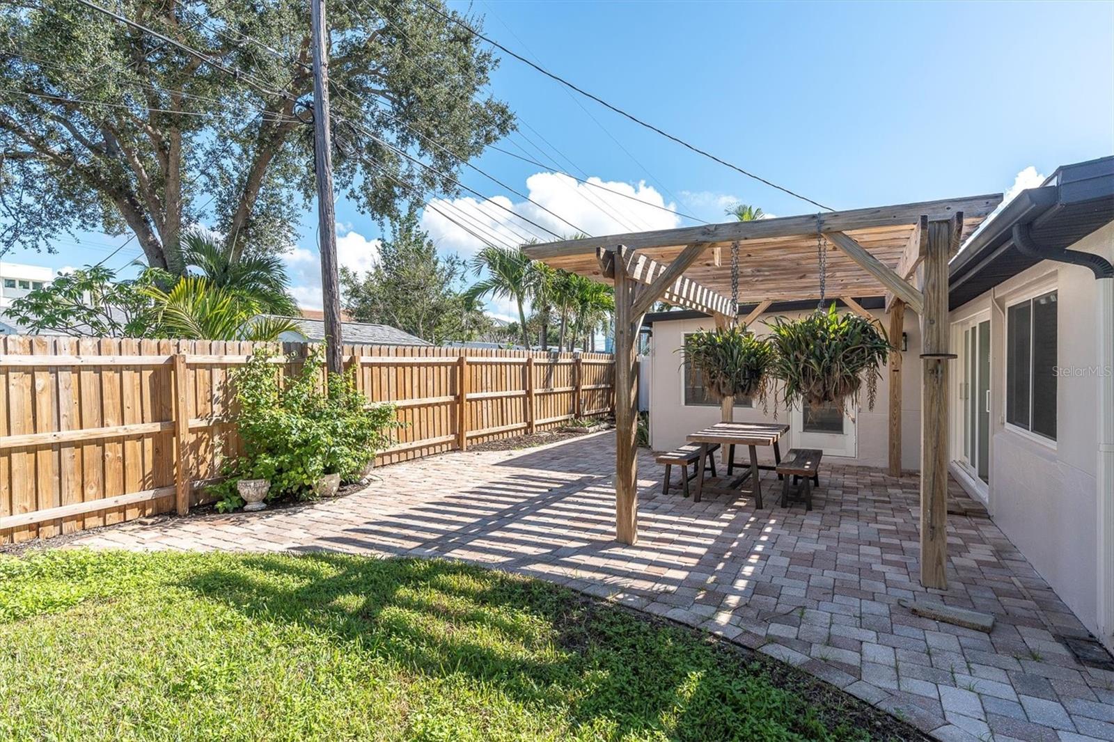 197 LIDO DR