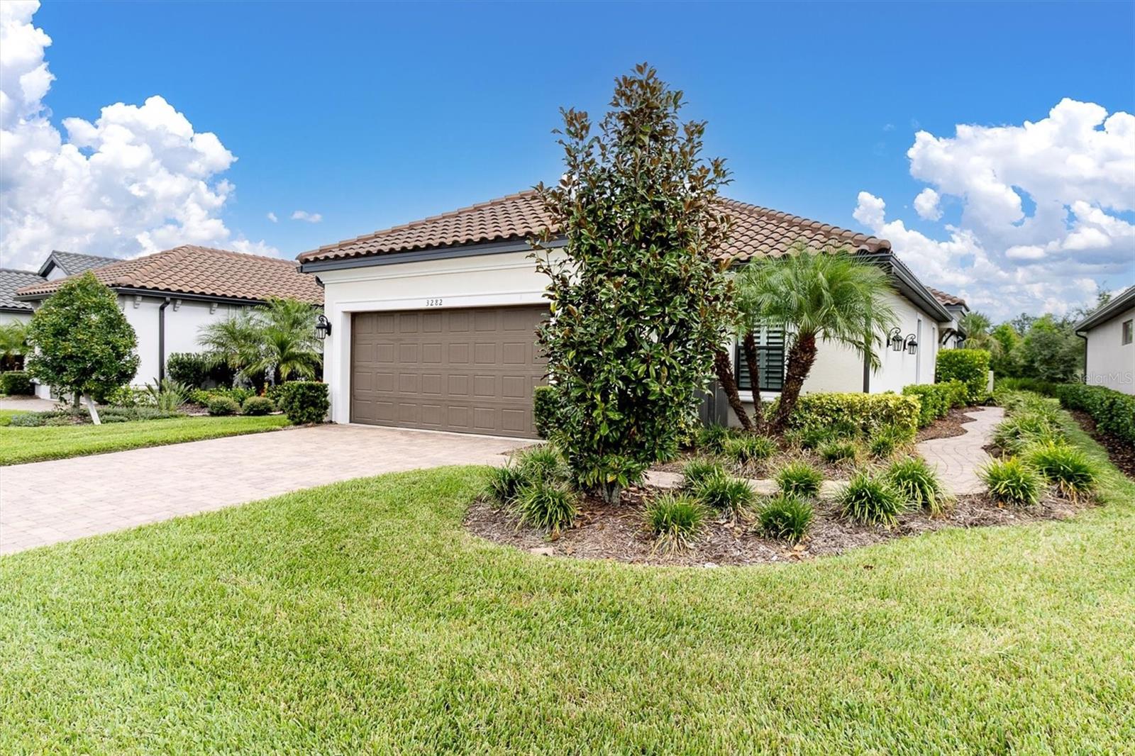 3282 FRANCOA DR