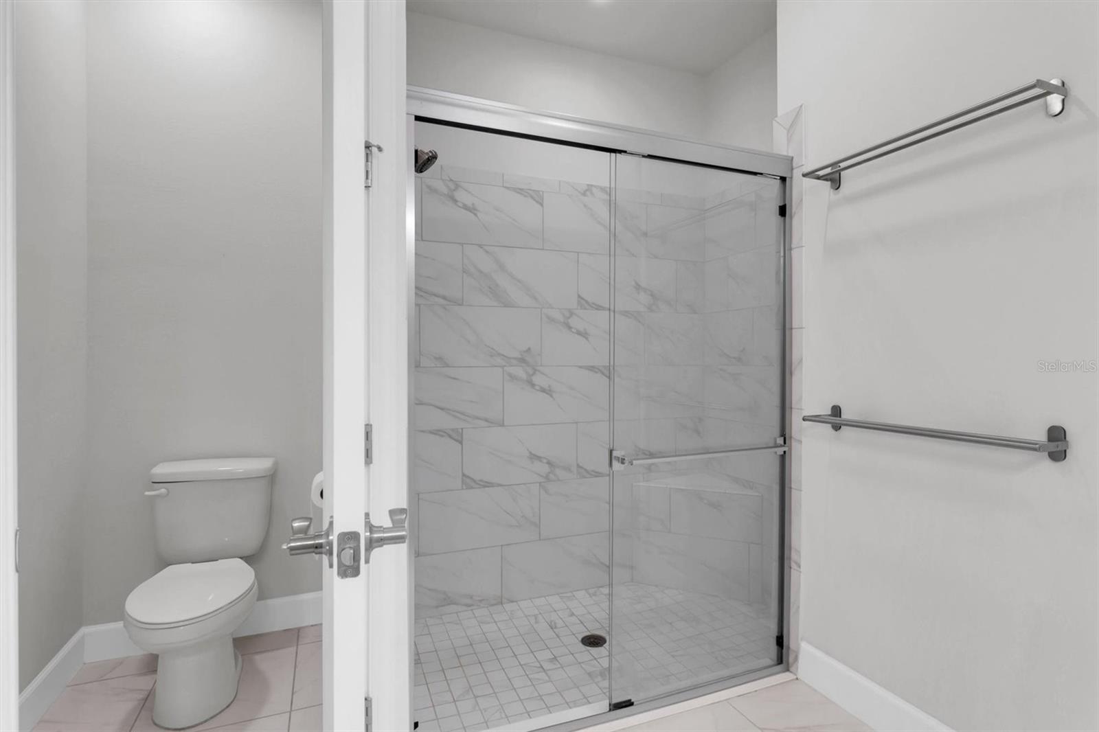 3282 FRANCOA DR