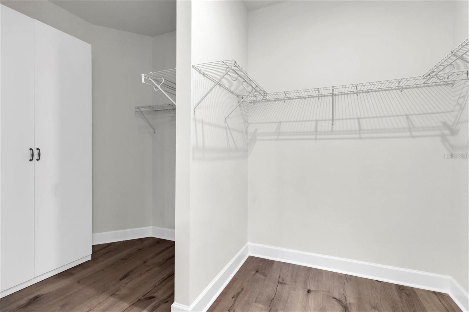 3282 FRANCOA DR