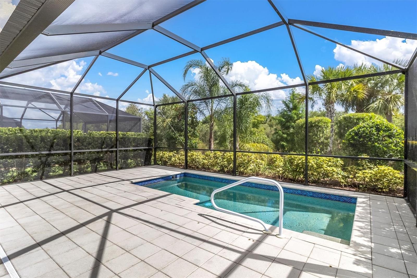 3282 FRANCOA DR