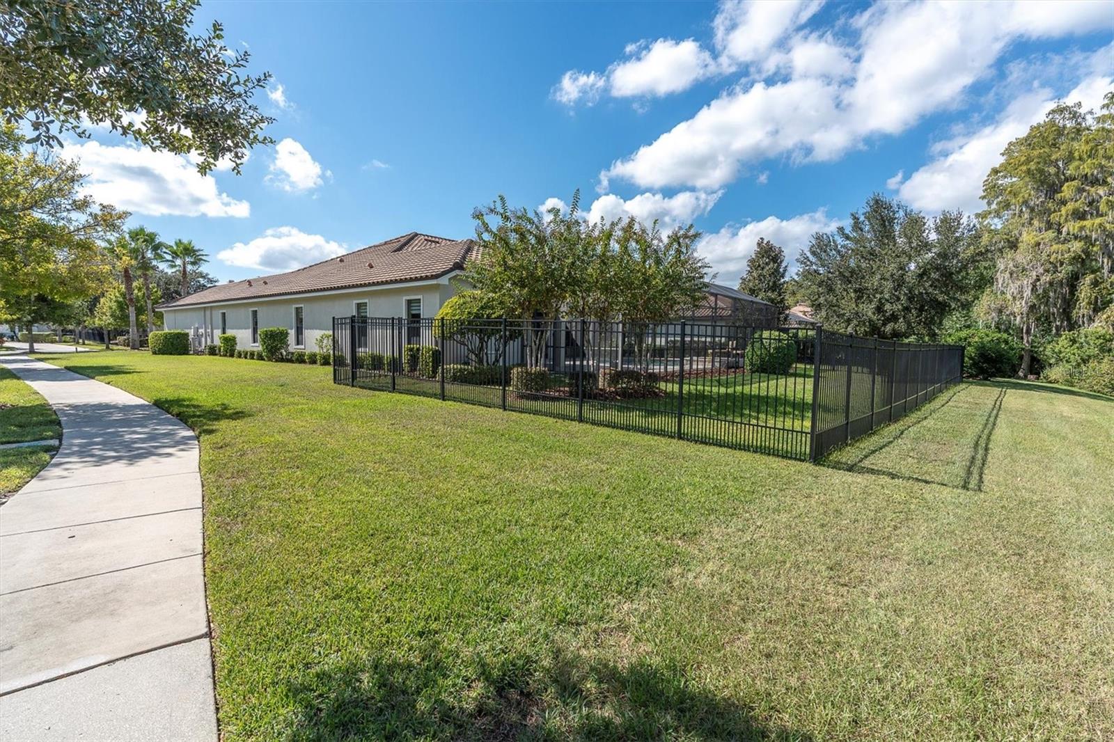 1403 MERRY WATER DR