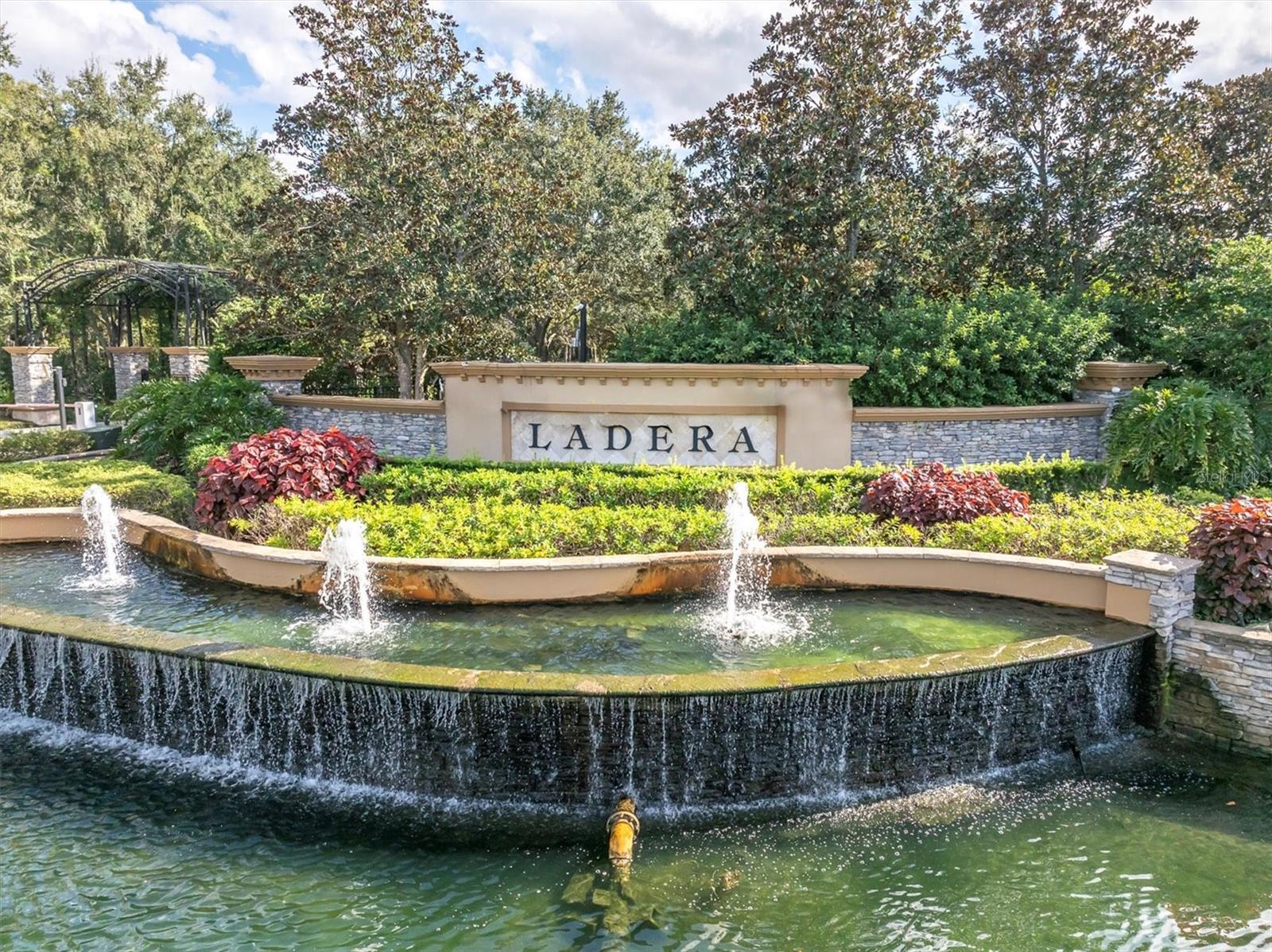 1403 MERRY WATER DR