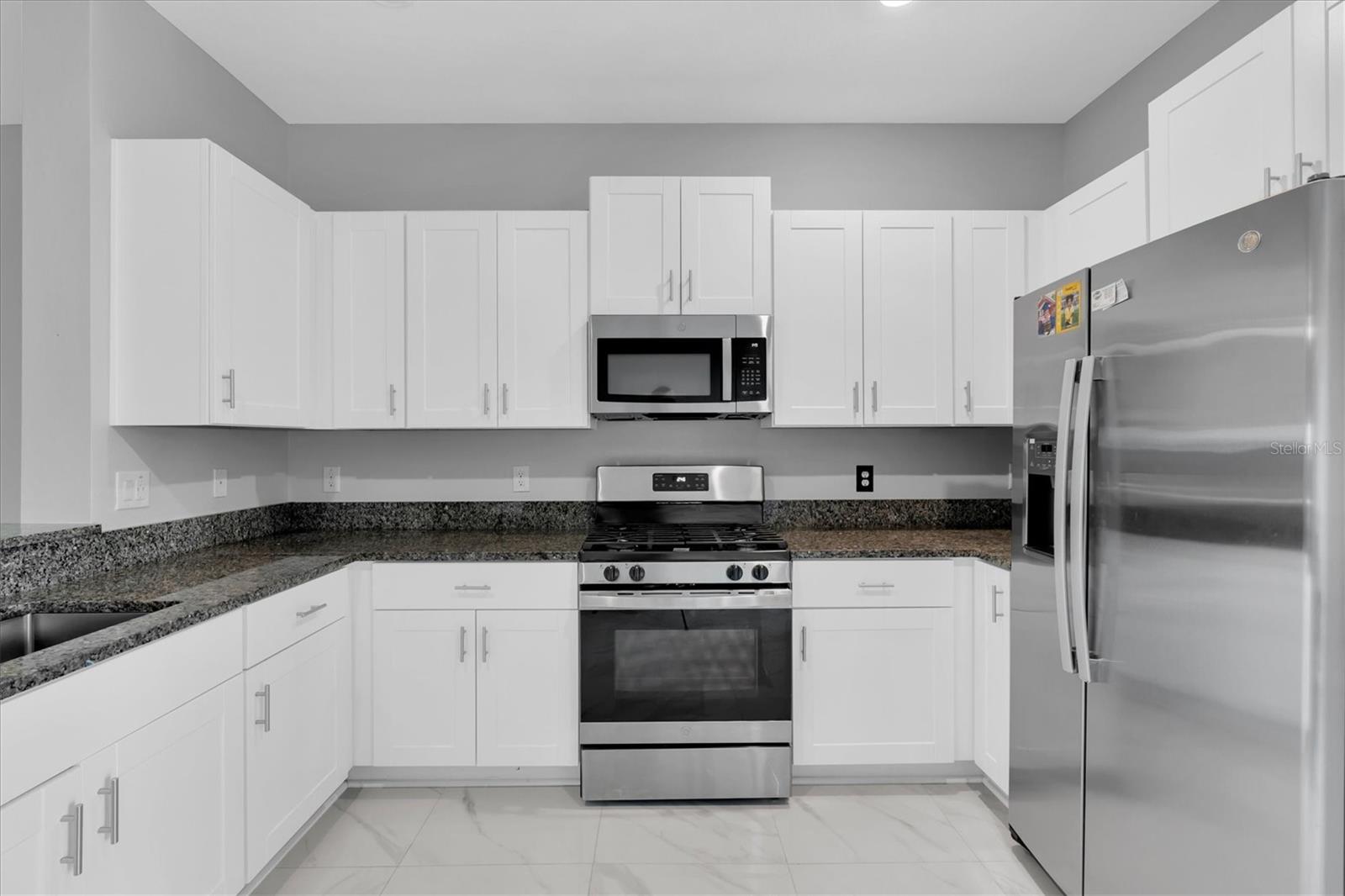 8249 CRESCENT OAKS DR