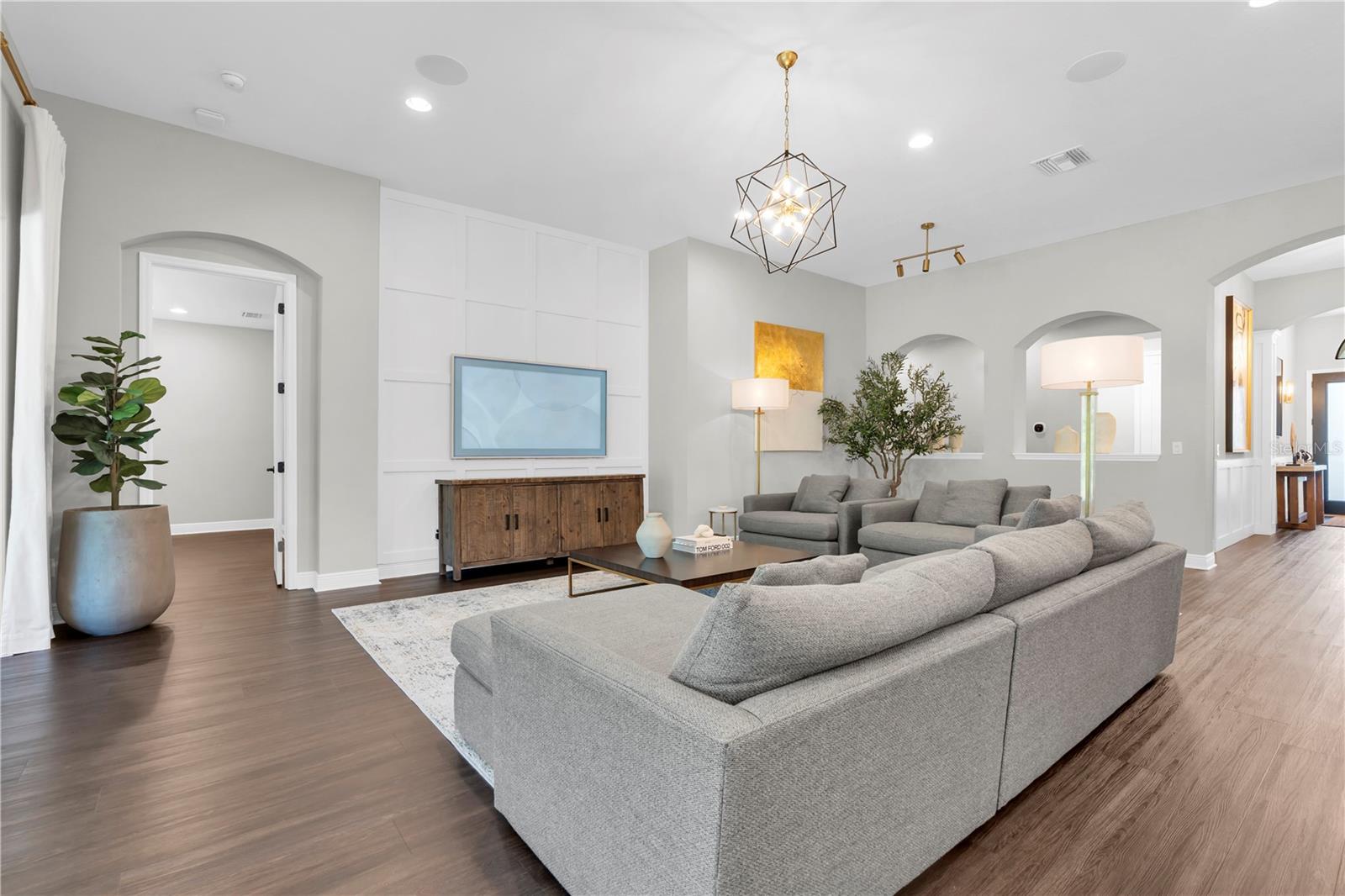 3940 WOODS RIDER LOOP