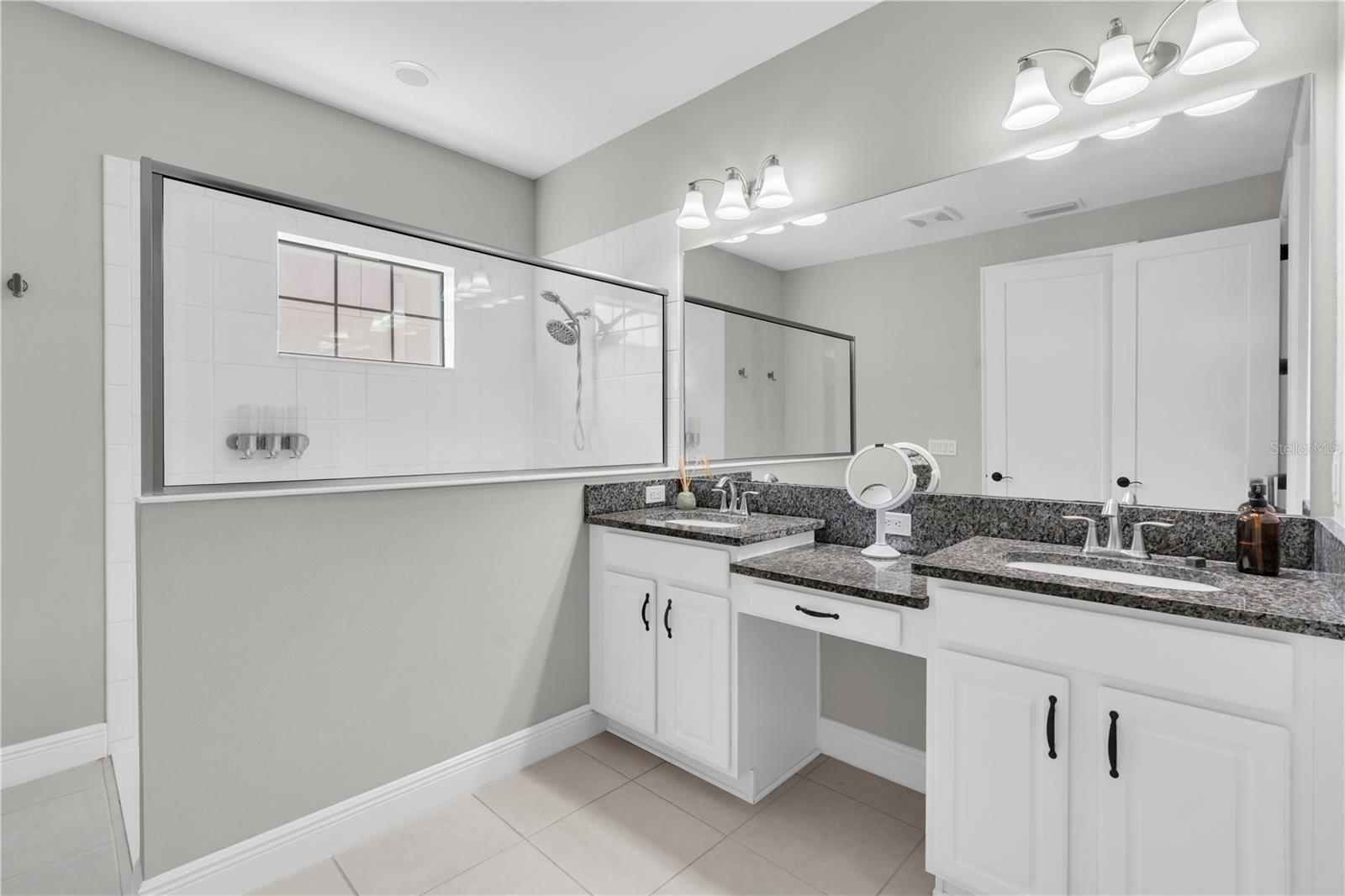 3940 WOODS RIDER LOOP