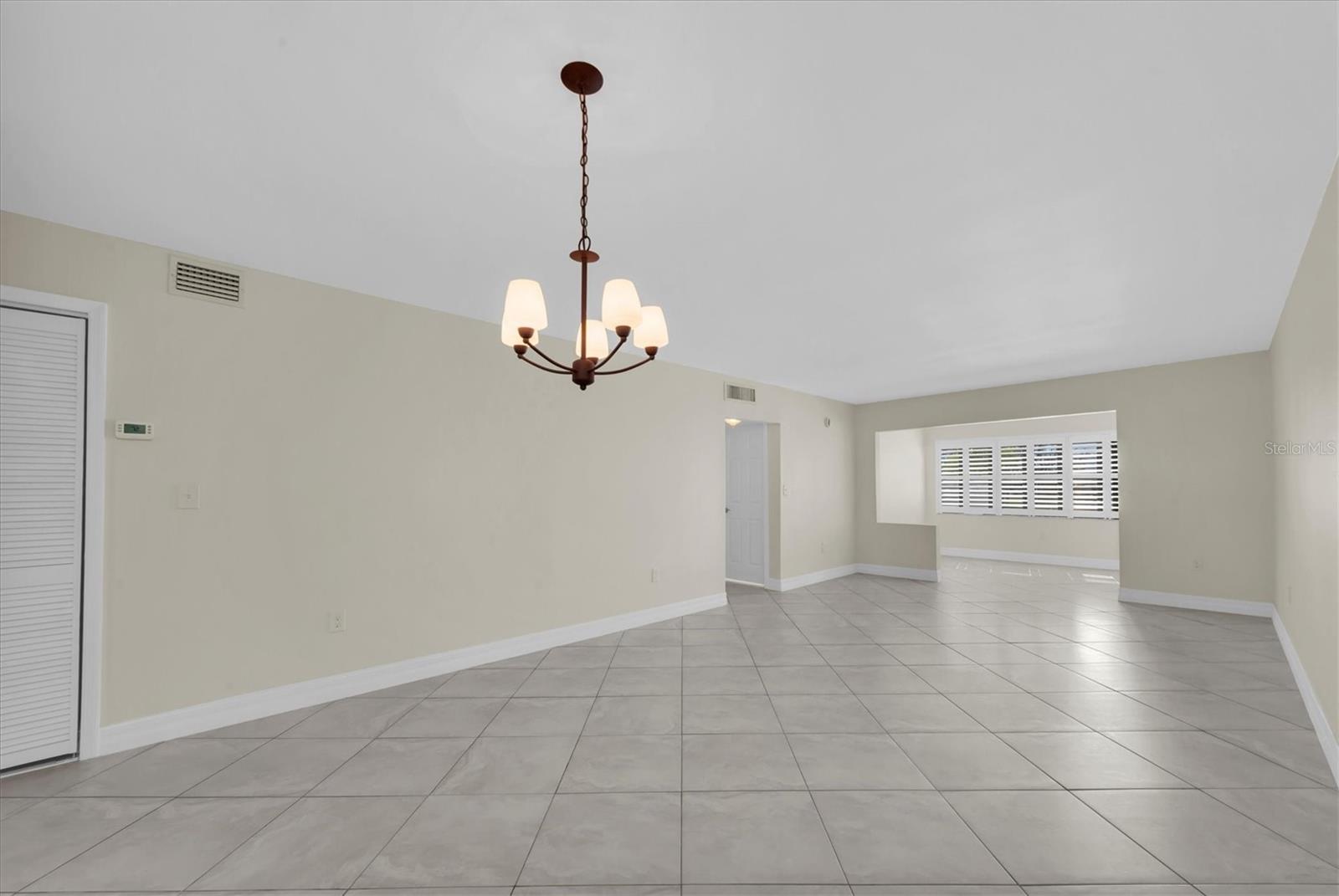 8 GLENCOE PL #105