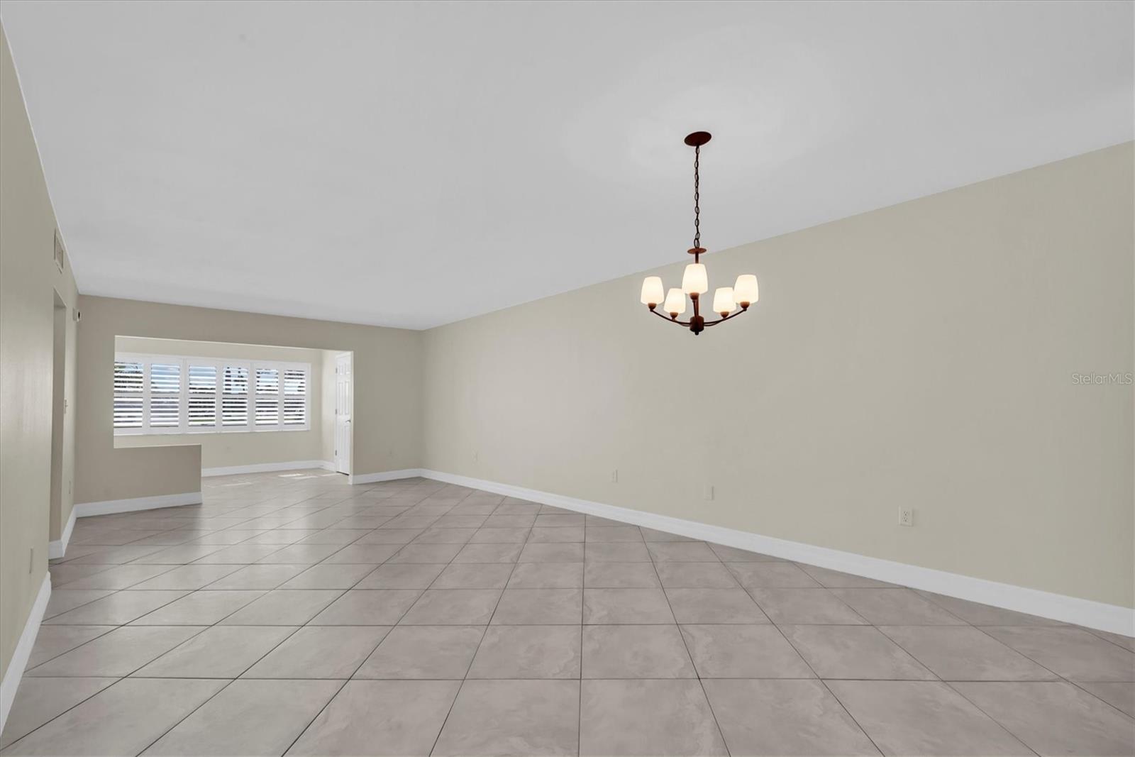 8 GLENCOE PL #105