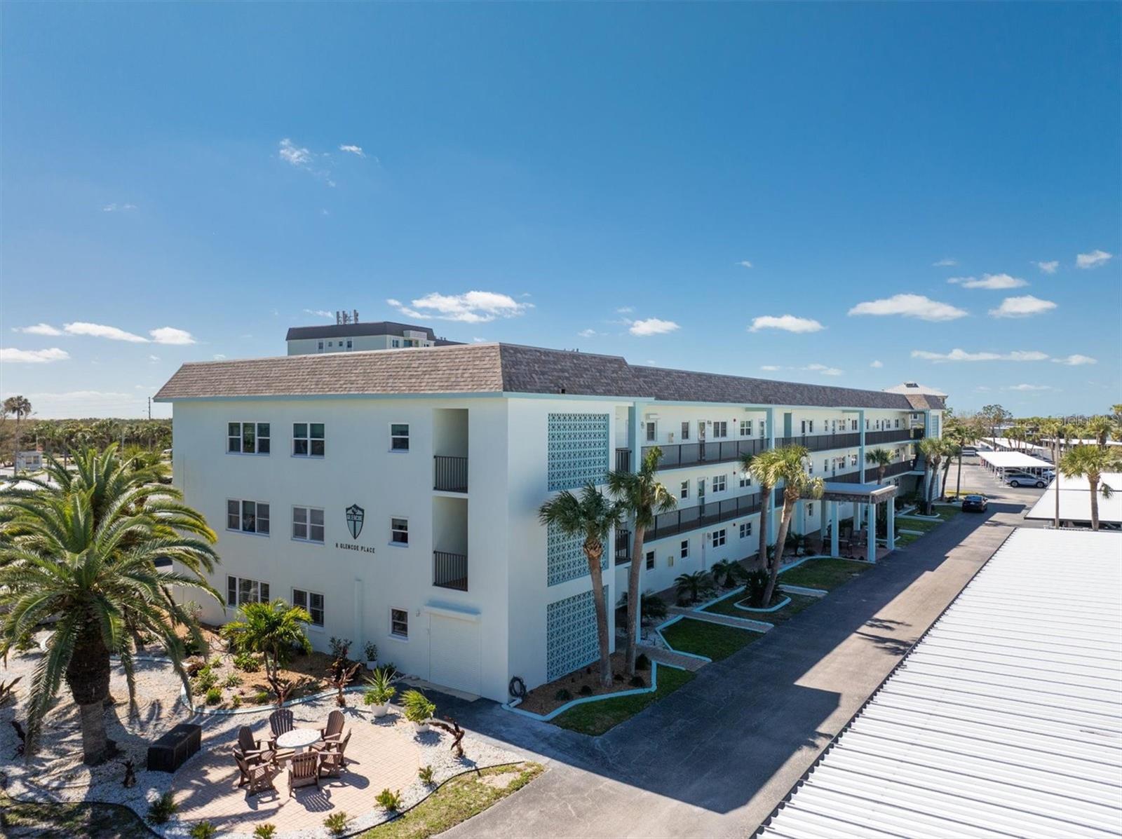 8 GLENCOE PL #105