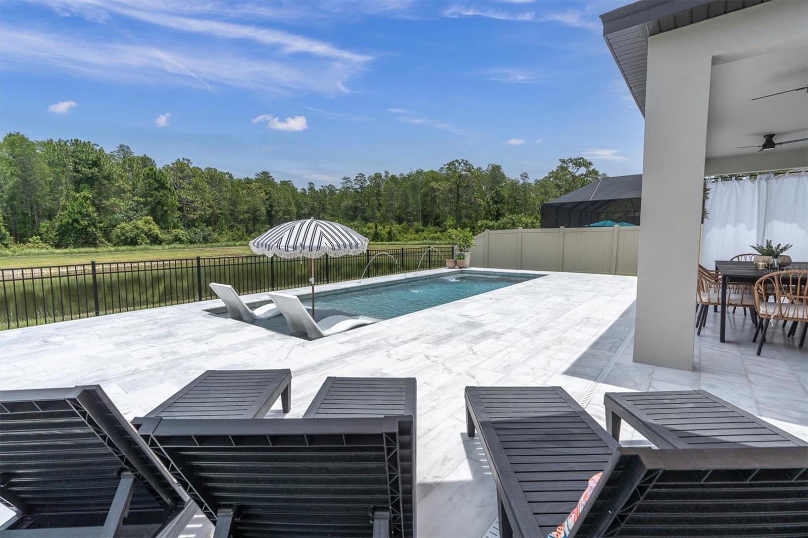 11967 GAVIN LN