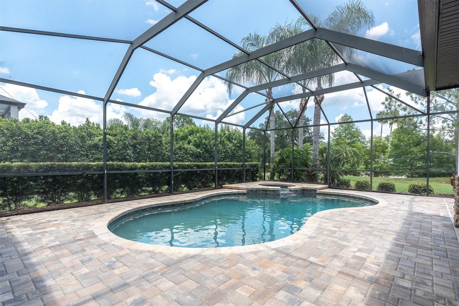 1526 LAKE POLO DR