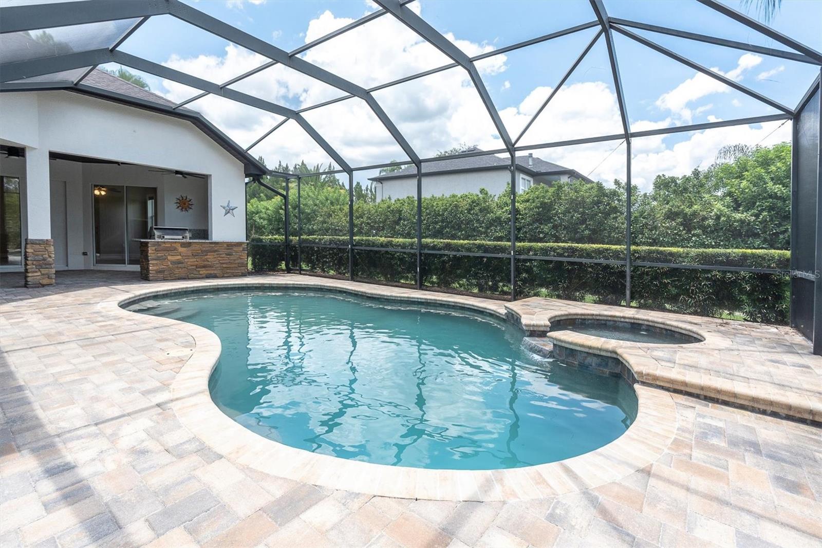 1526 LAKE POLO DR