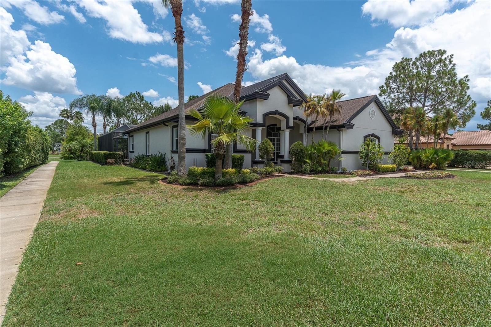1526 LAKE POLO DR