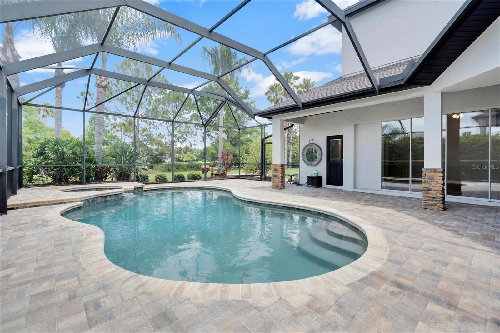 1526 LAKE POLO DR