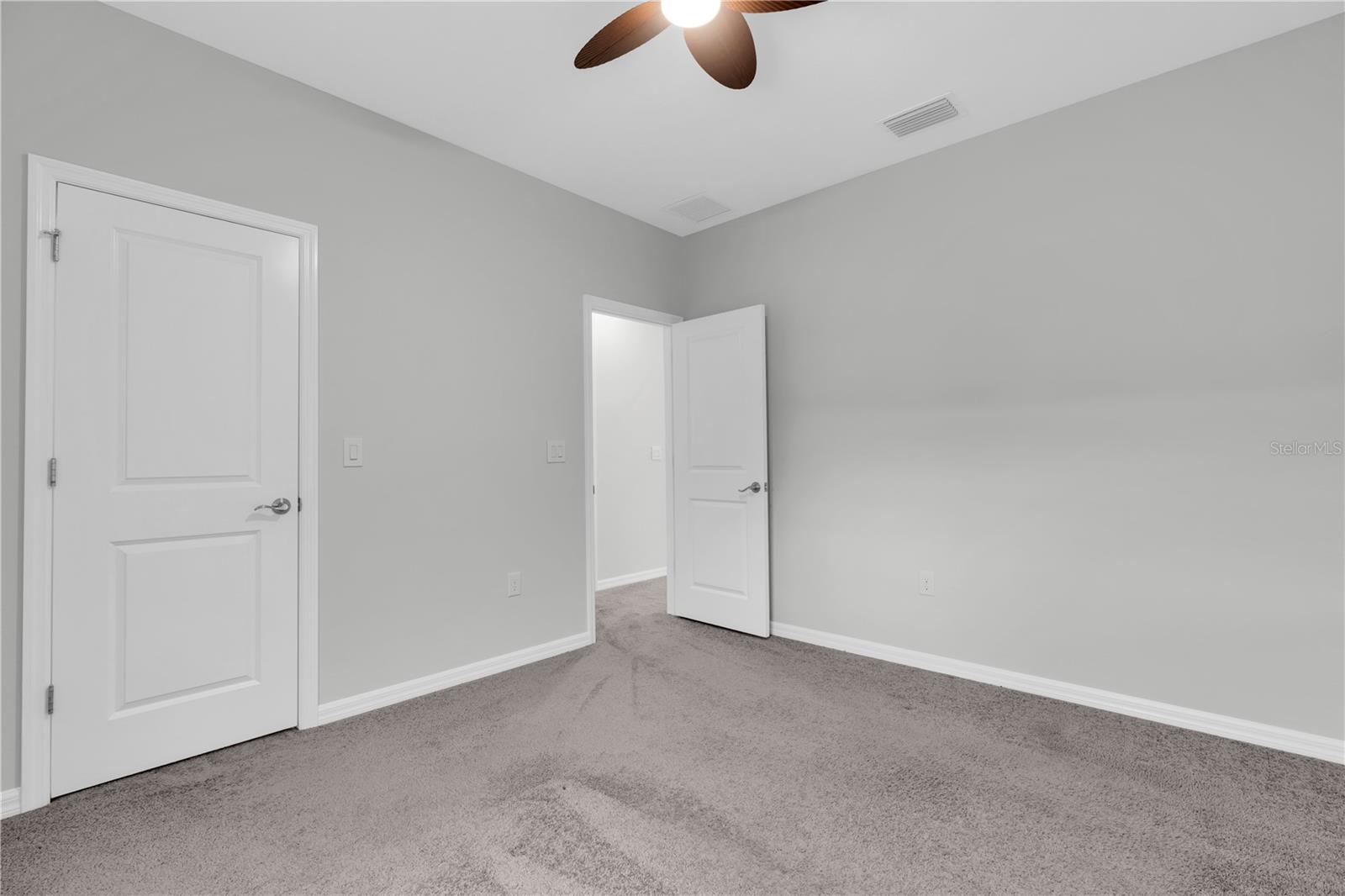 2769 DUDLEY AVE