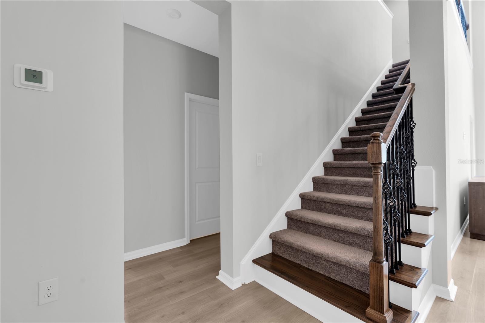 2769 DUDLEY AVE