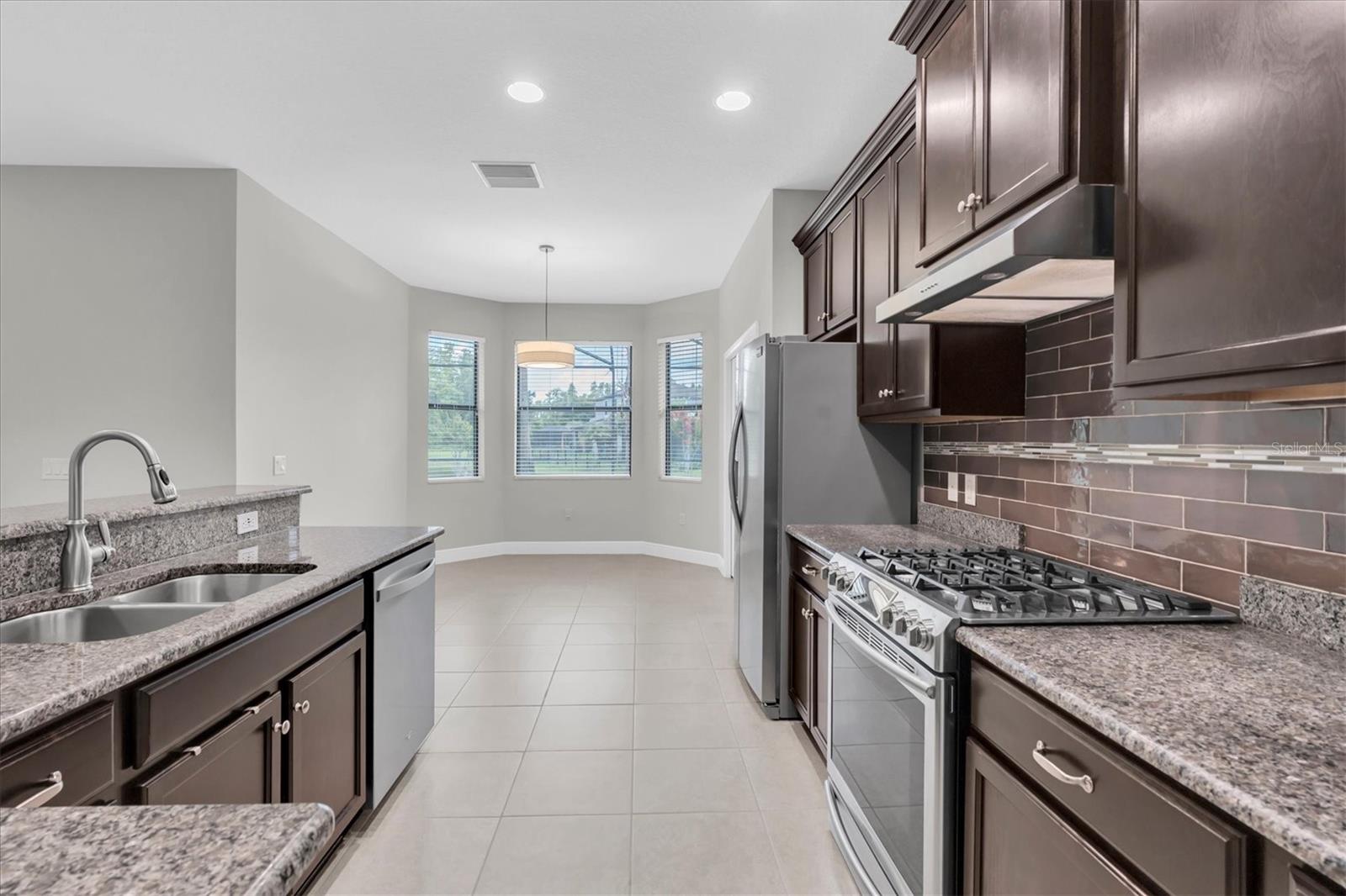 8454 MAY PORT CT