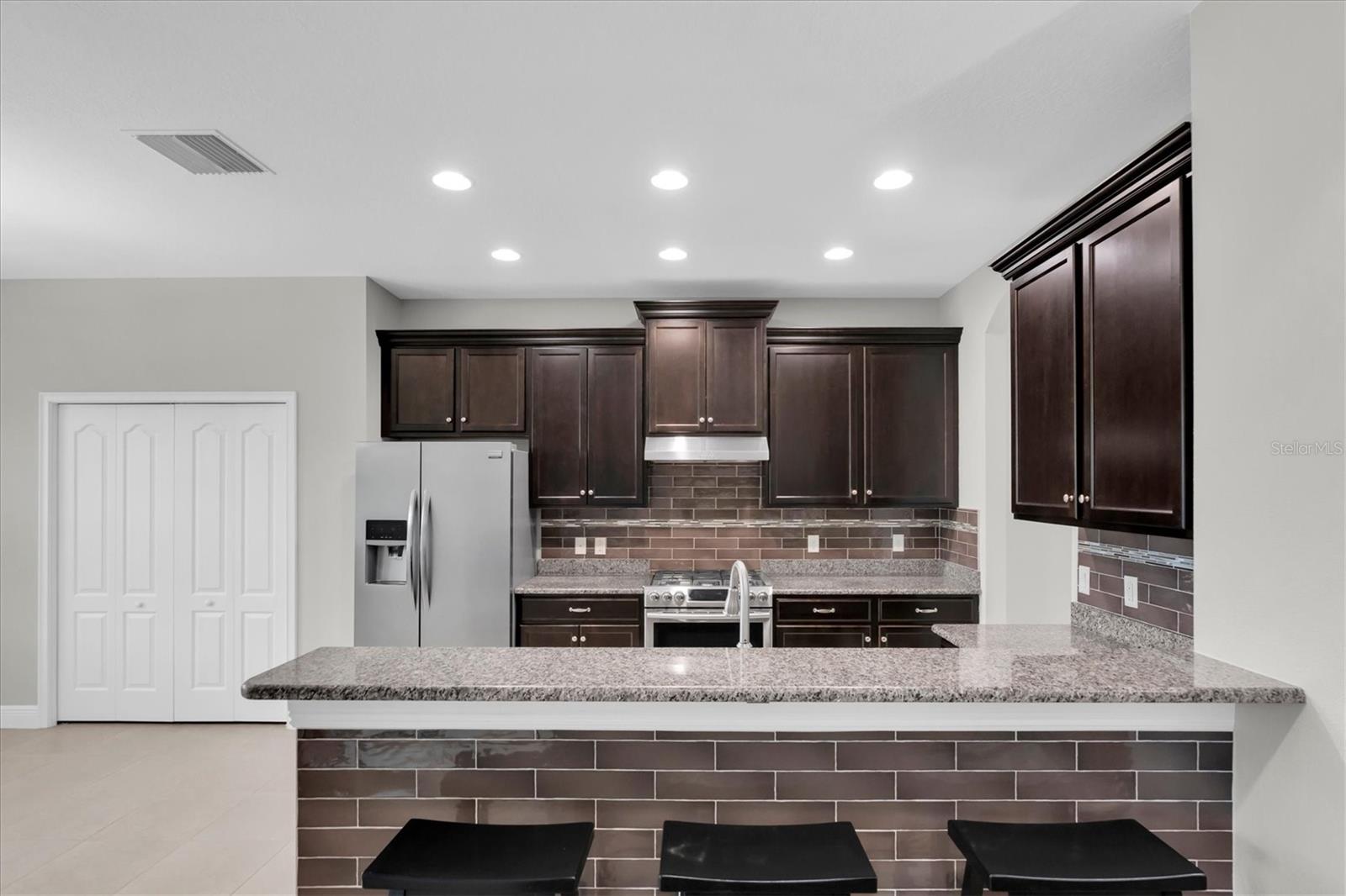 8454 MAY PORT CT