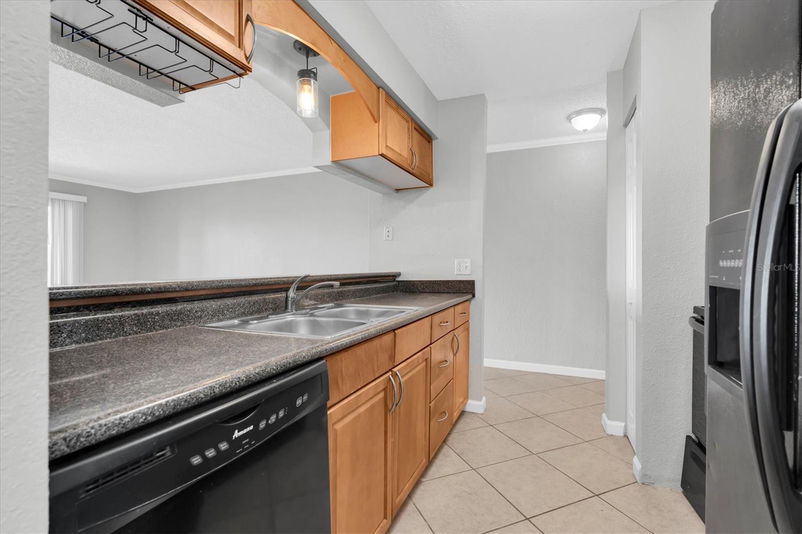 10103 SAILWINDS BLVD N #105