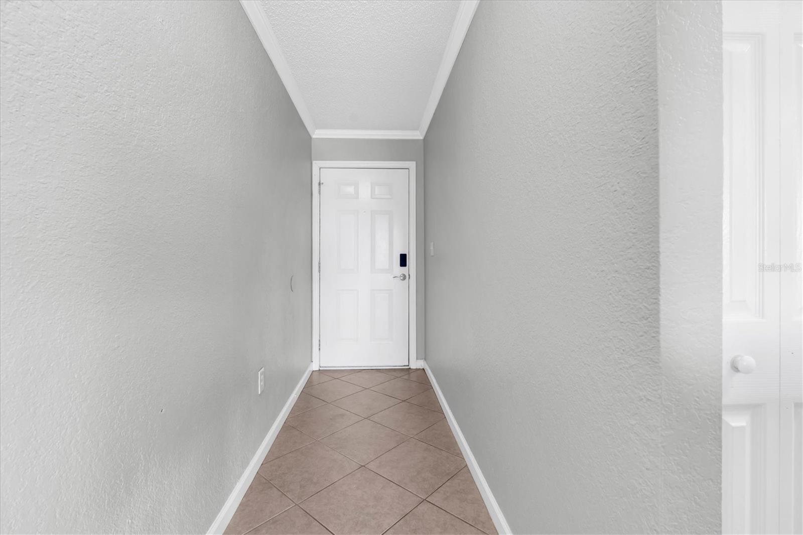 10103 SAILWINDS BLVD N #105