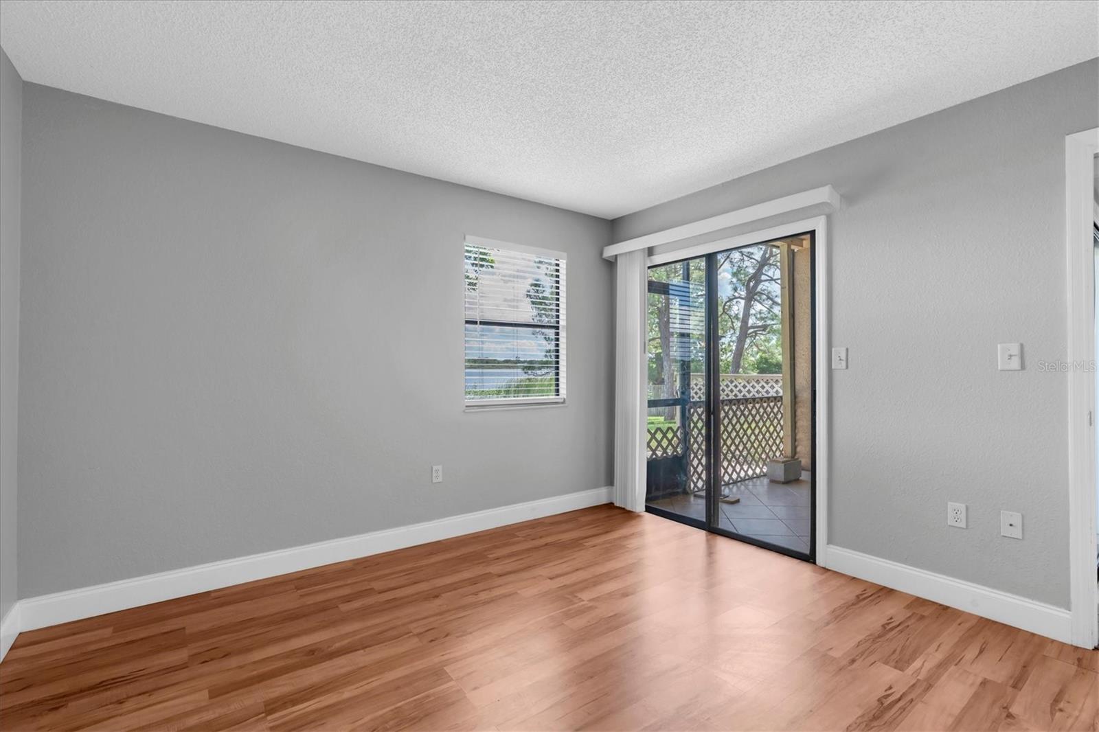 10103 SAILWINDS BLVD N #105