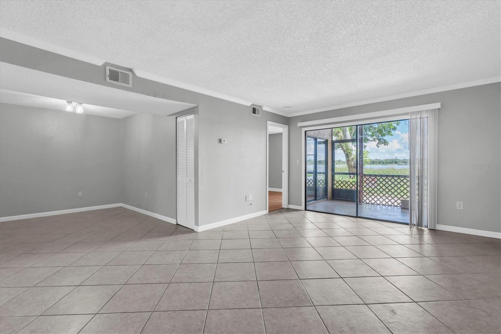 10103 SAILWINDS BLVD N #105